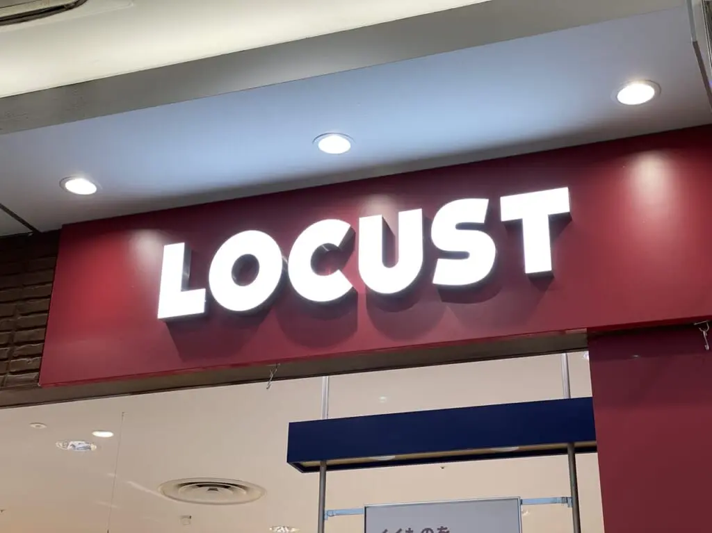 LOCUST（ローカスト）のロゴマーク