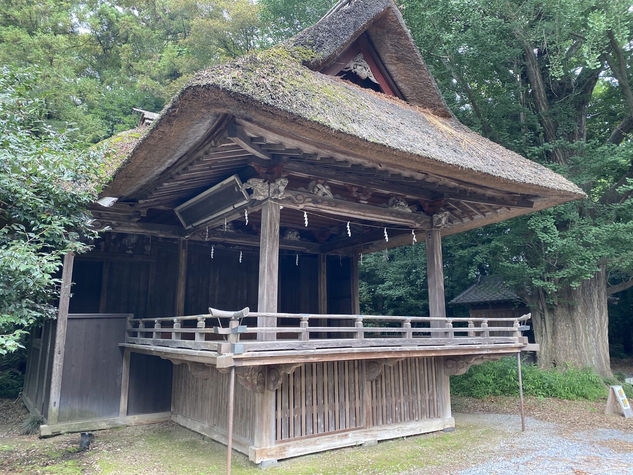 玉敷神社神楽殿