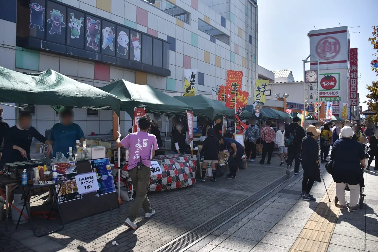 第2回羽生よさこい祭りの様子（飲食ブース）