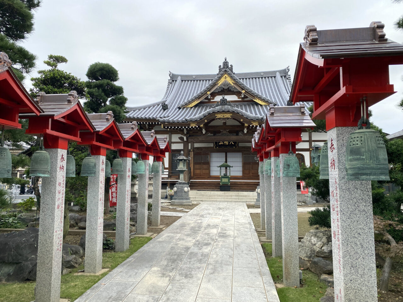 宝積寺の参道