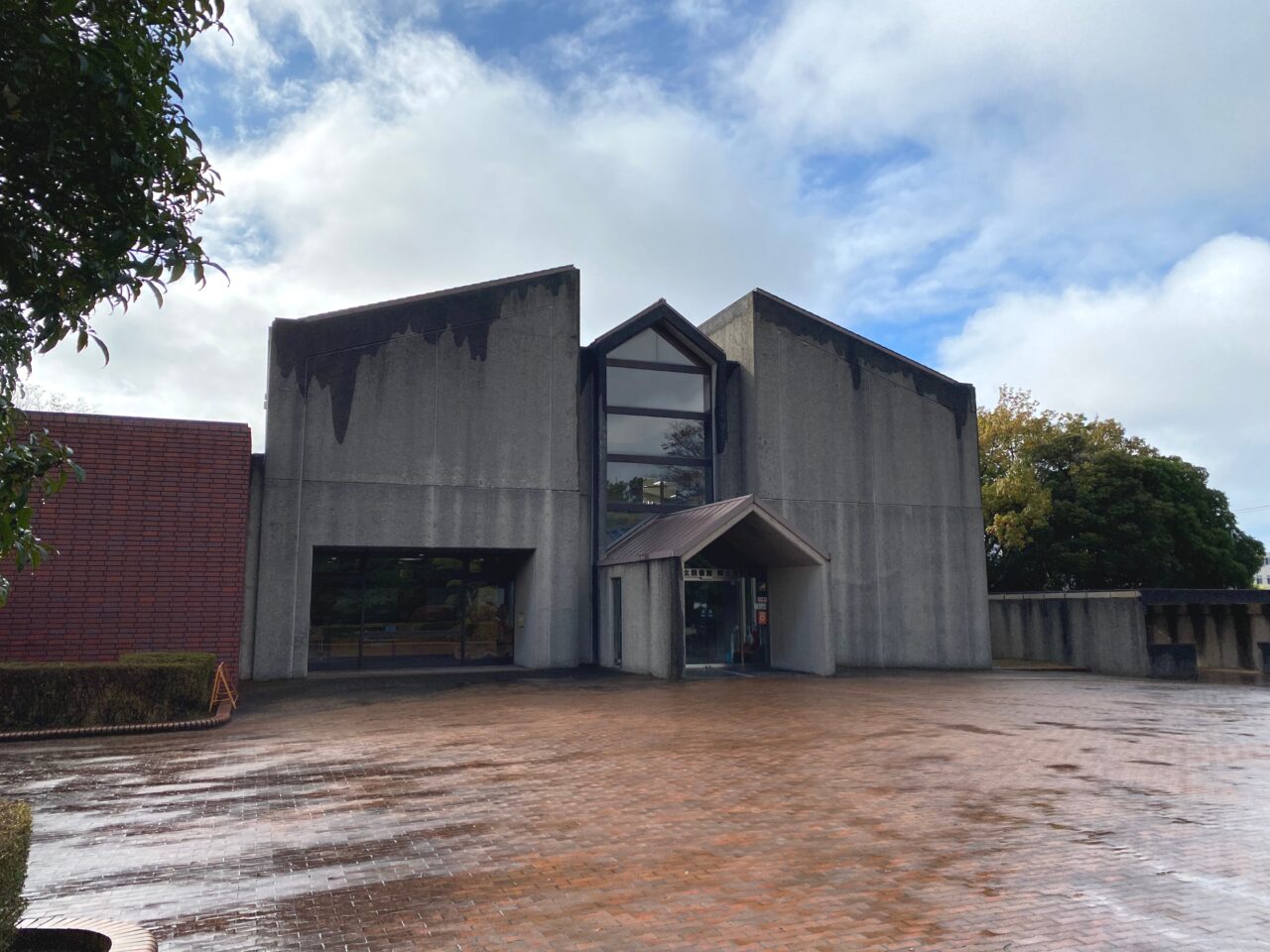 羽生市立郷土資料館（羽生市立図書館）