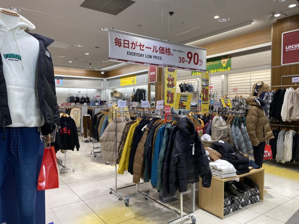 LOCUST イオンモール羽生店の売り場