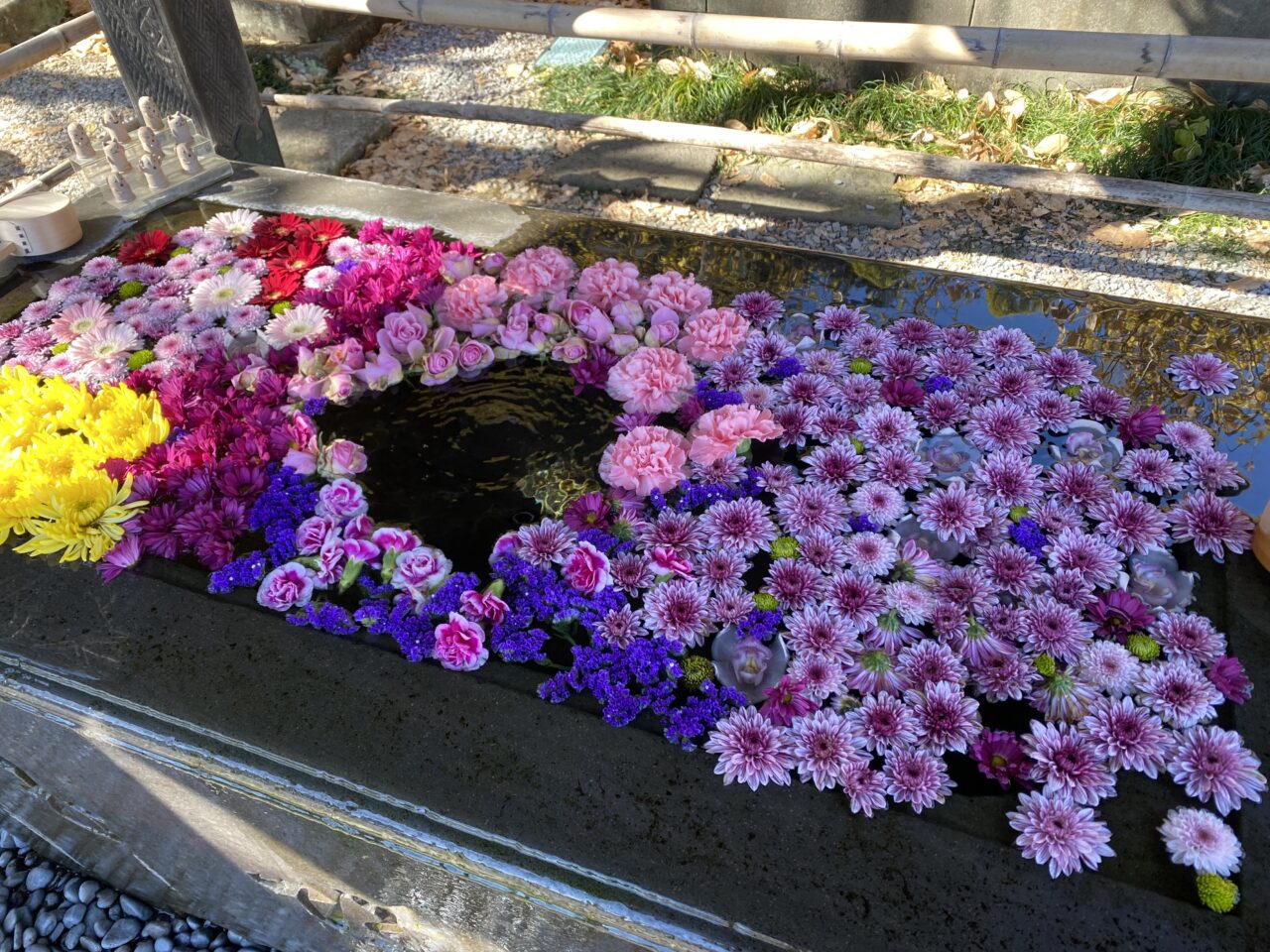 前玉神社の花手水