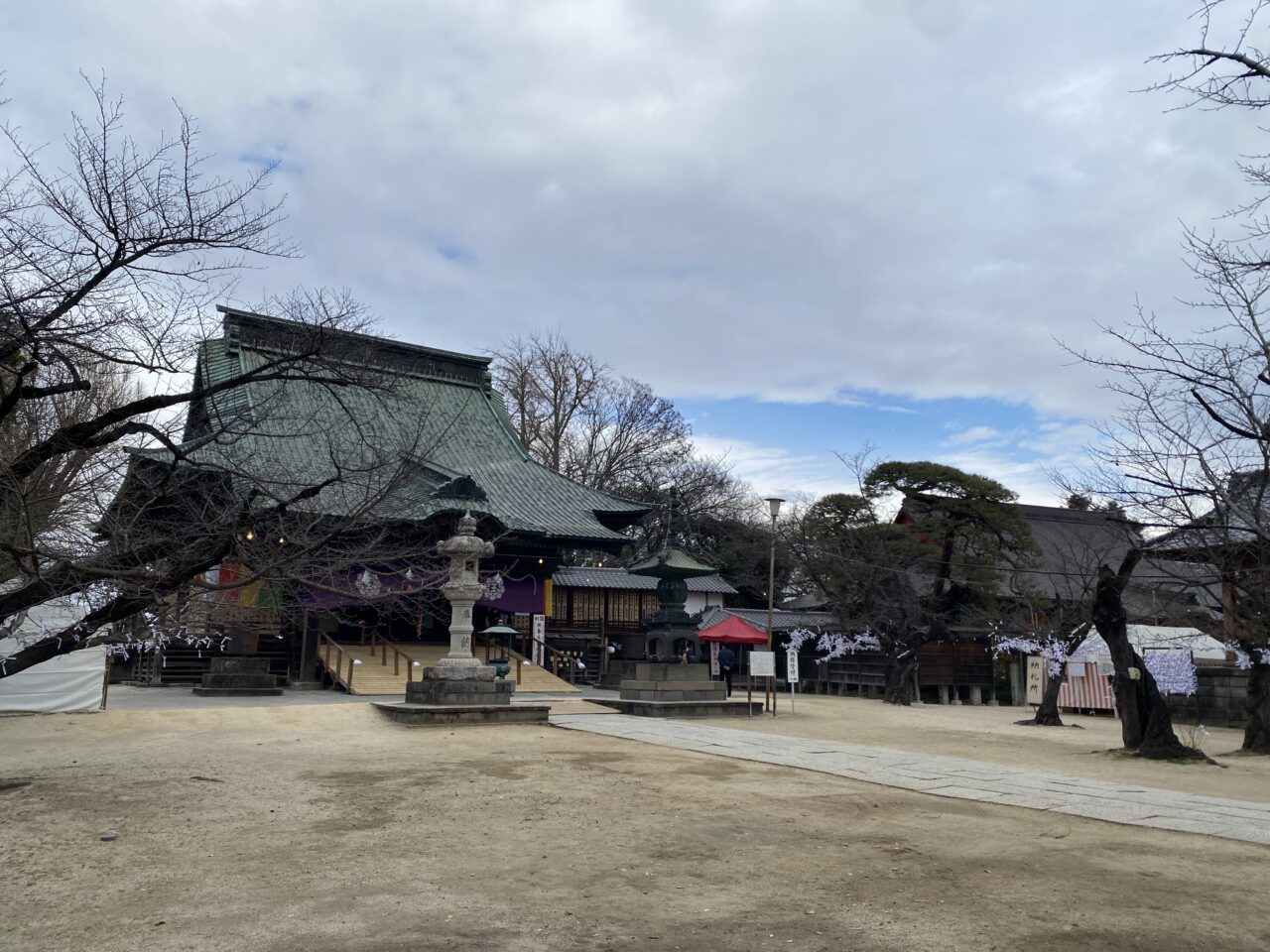 不動岡不動尊總願寺境内