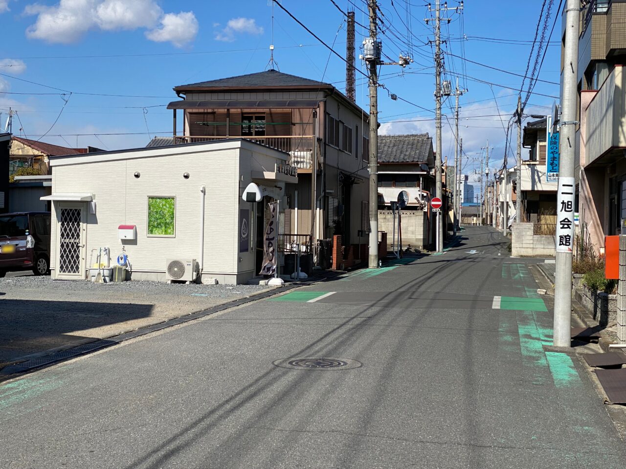 おむすび山光の前の道路