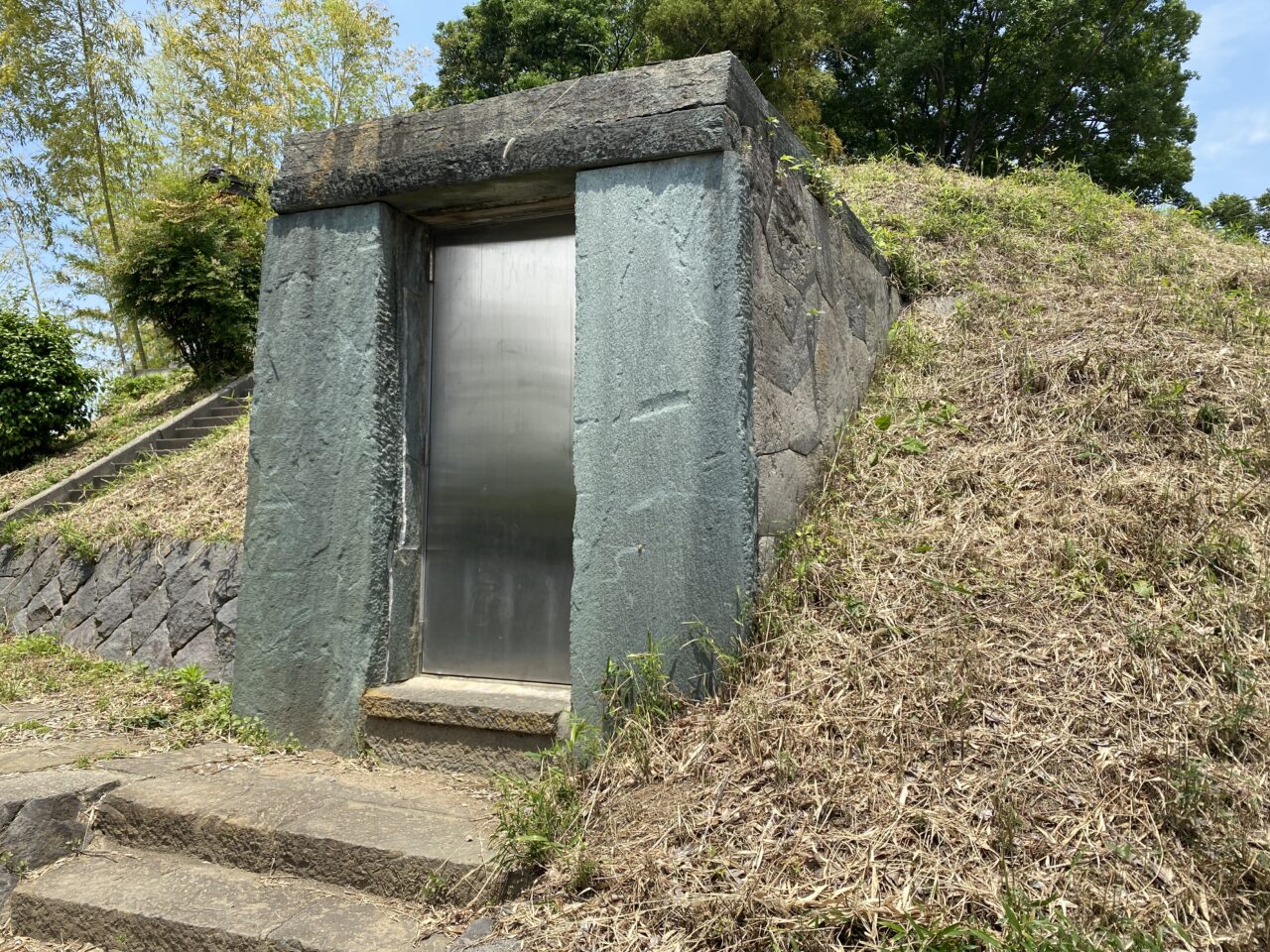 地蔵塚古墳の石室入口
