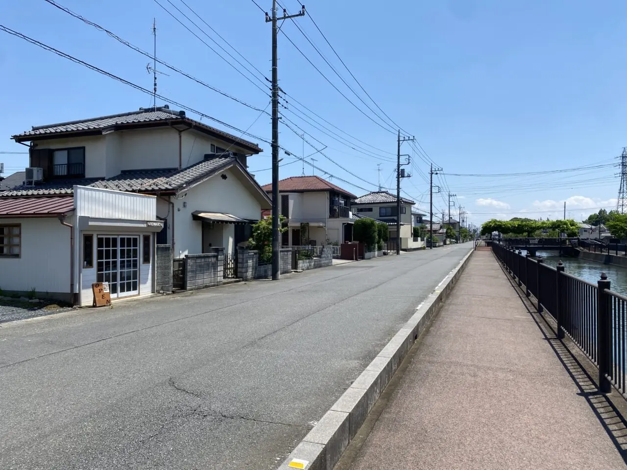 キナリと葛西用水路