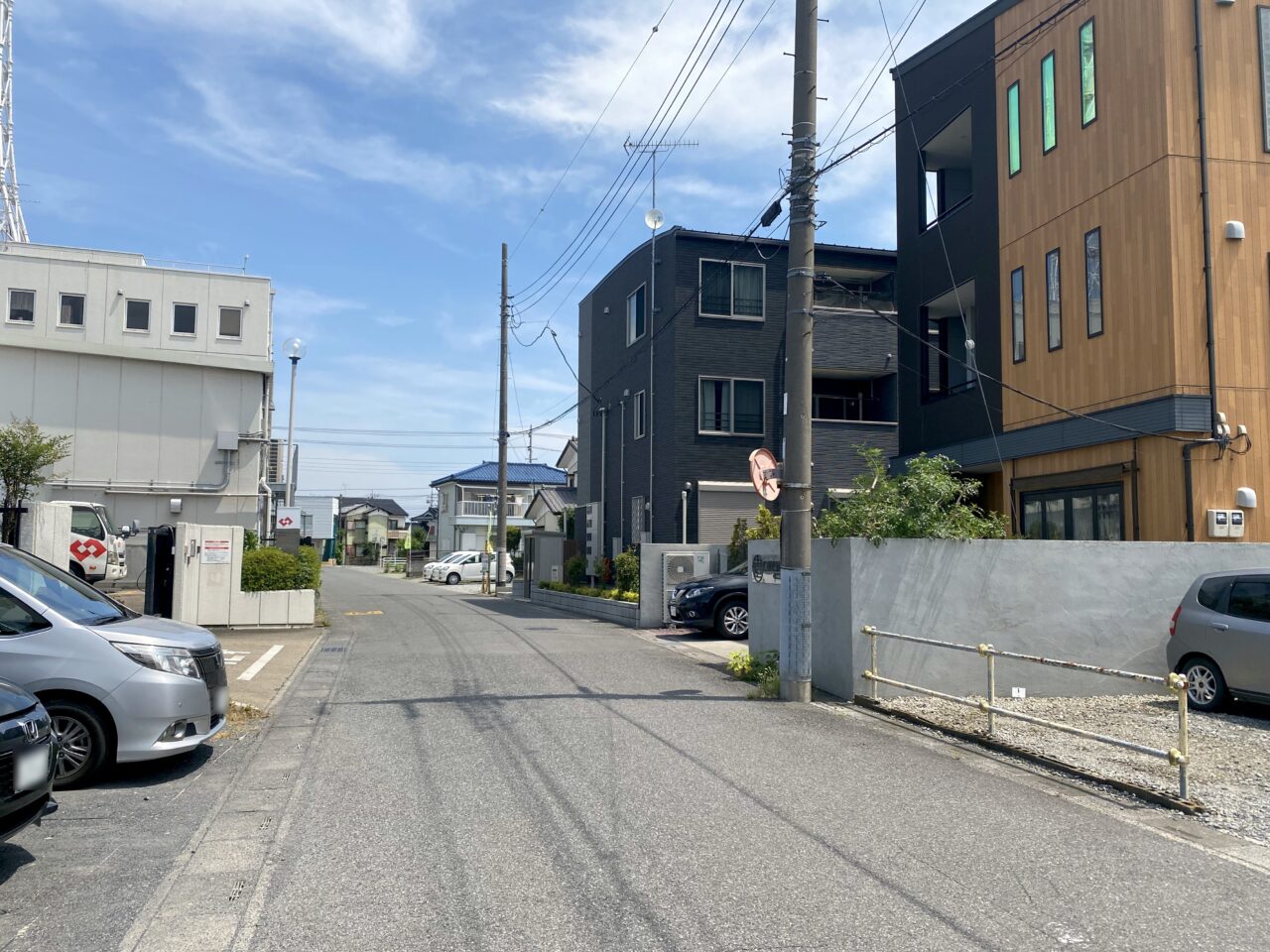 壱里山スタジオ前の道路