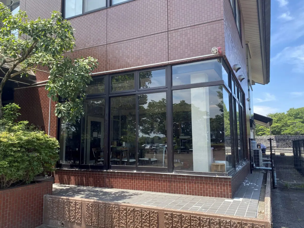 おあしすの外観