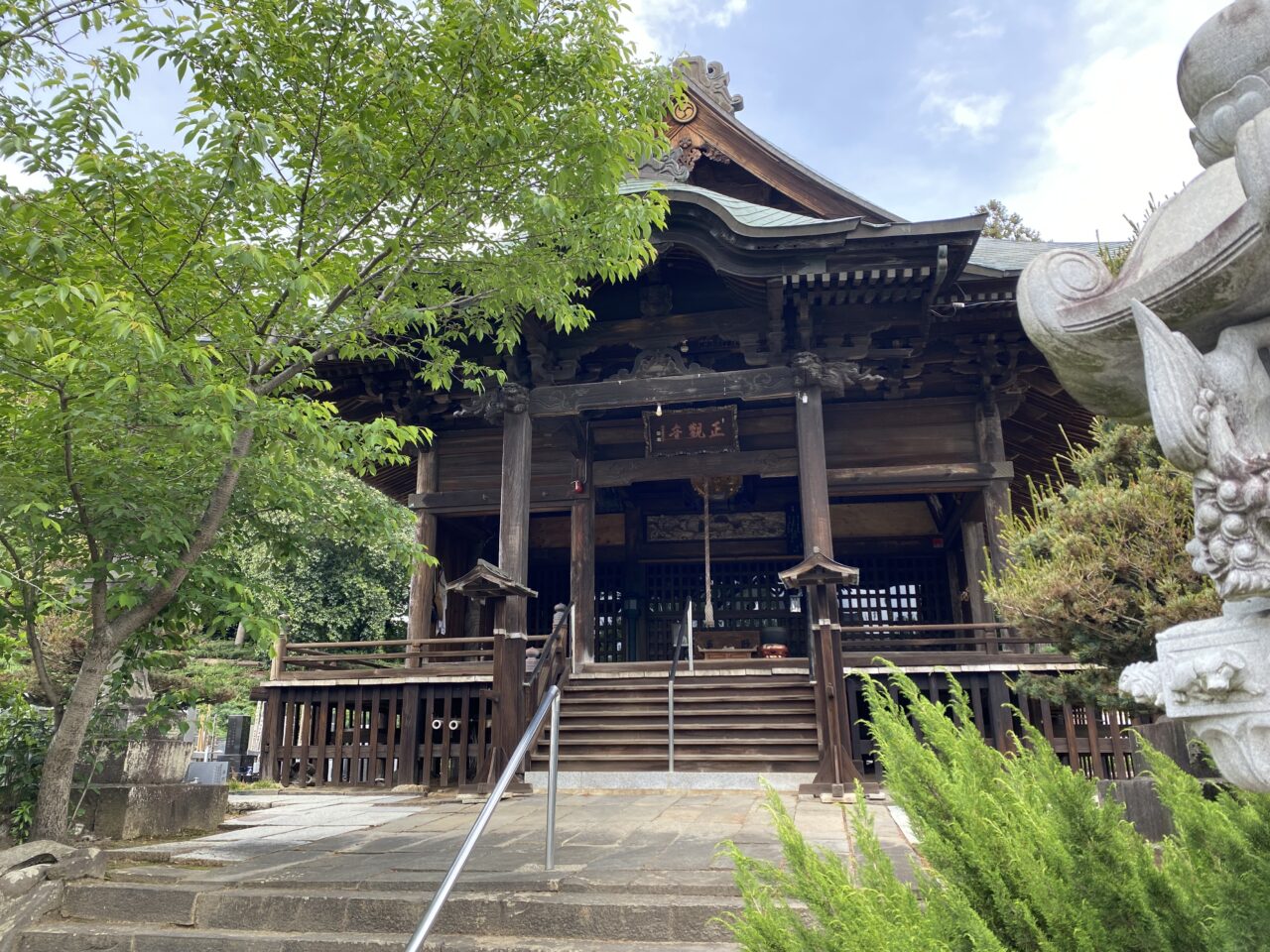 真観寺の本堂