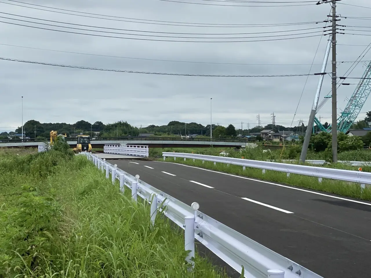 迂回路はまだ工事中