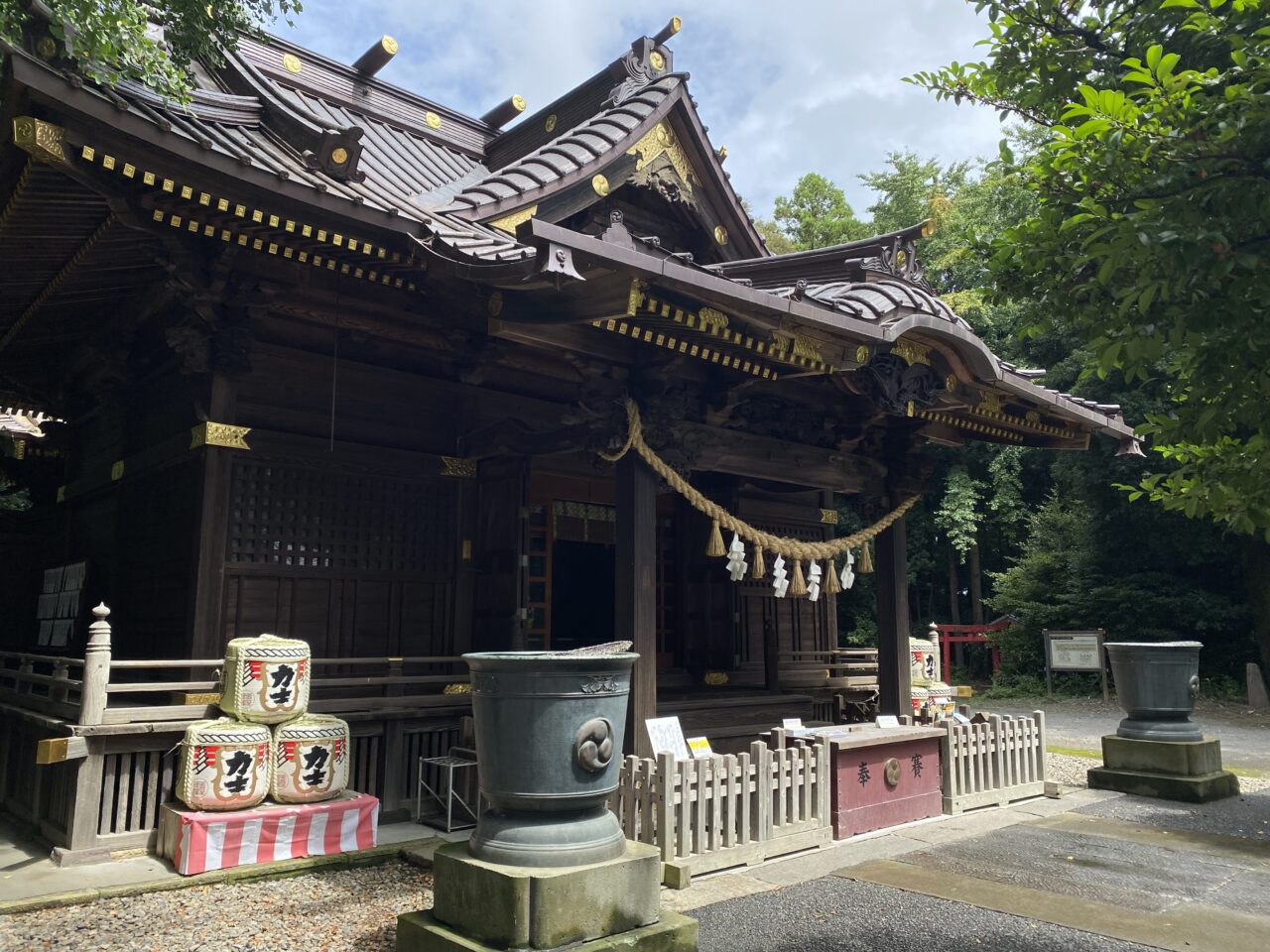 玉敷神社拝殿