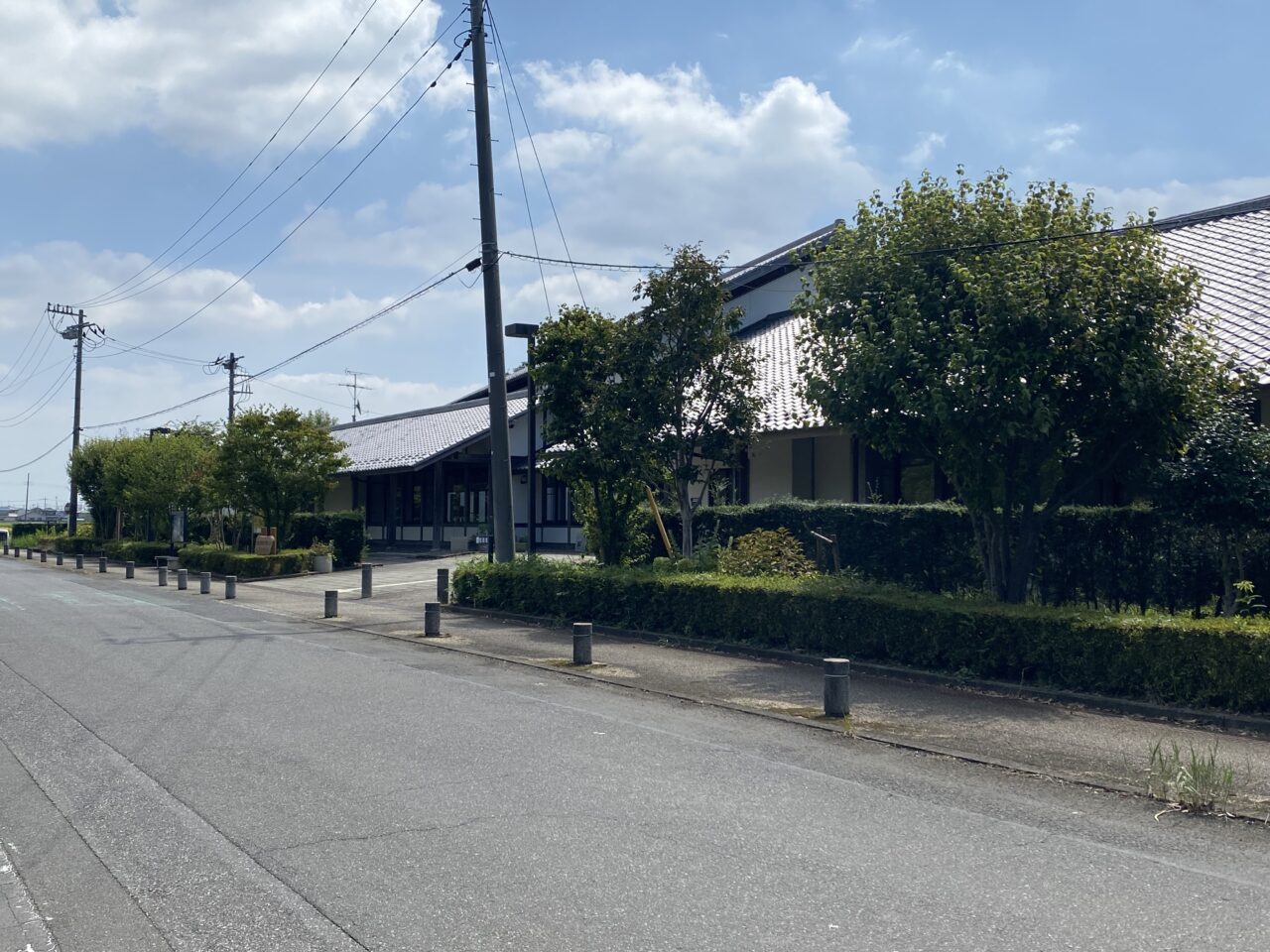 アスタホール前の道路