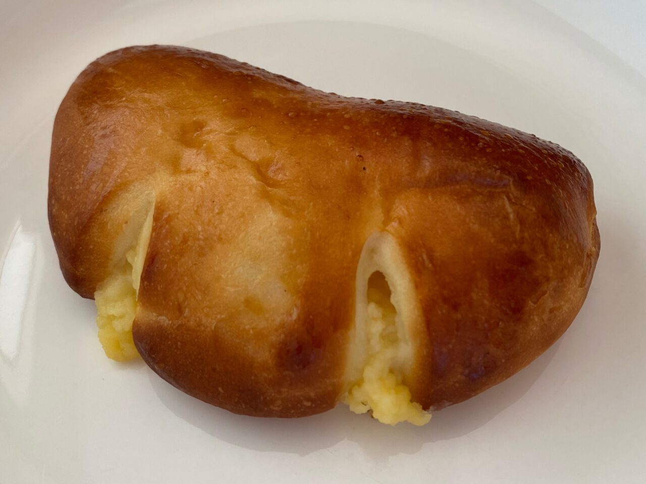 クリームパン