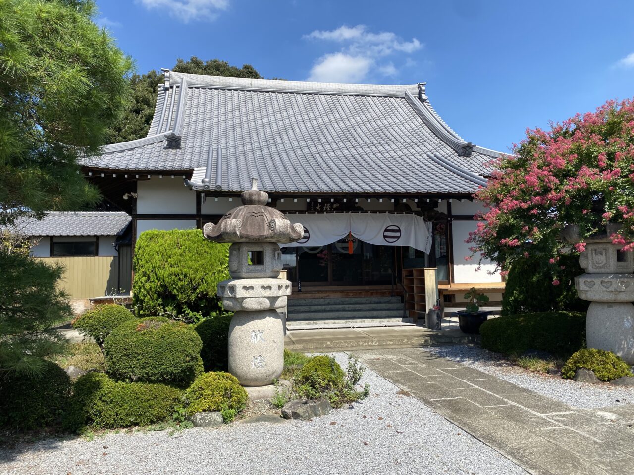 龍興寺の本堂