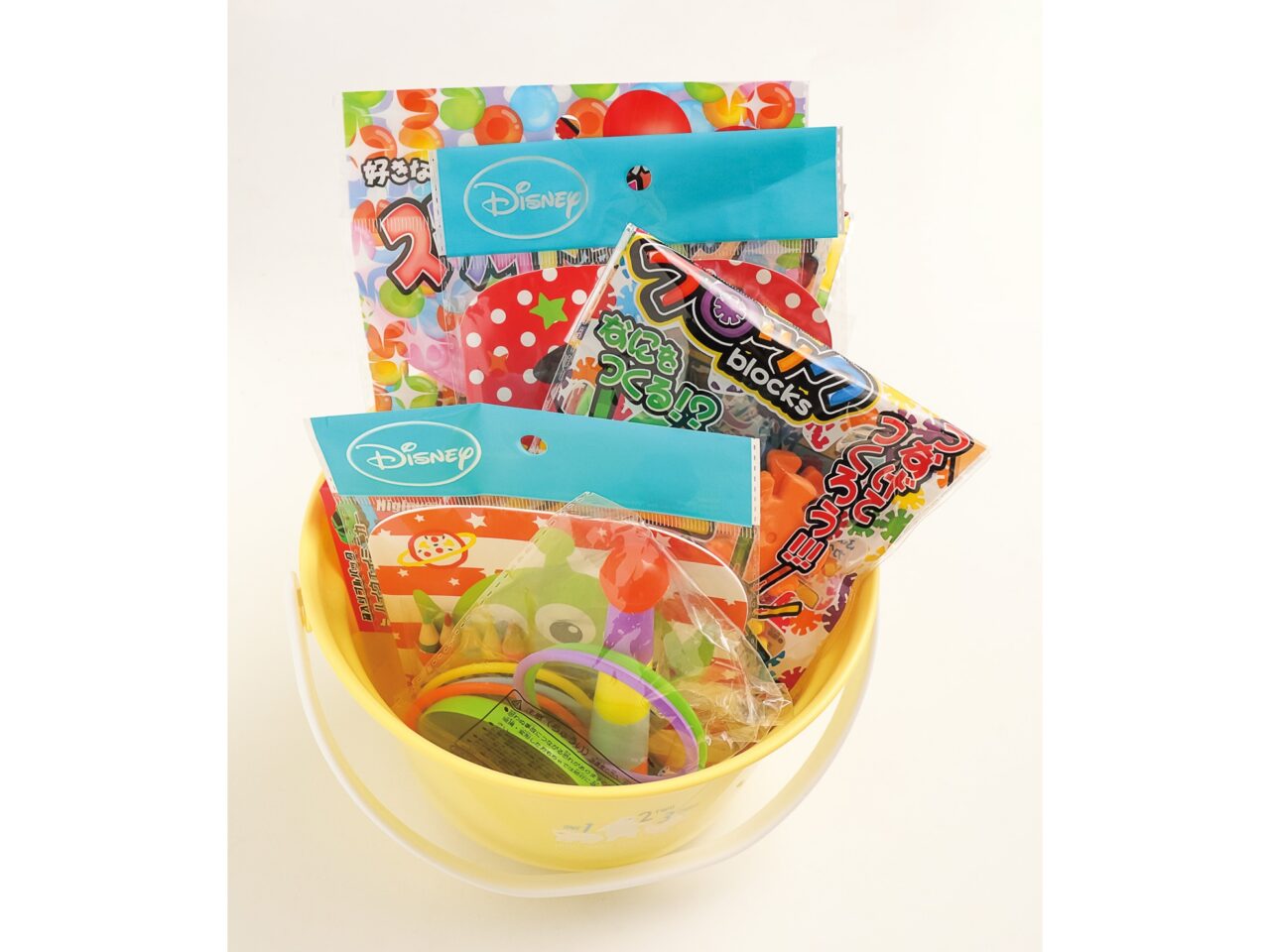 お子さまラーメンセットのおまけ「選べるおもちゃ」