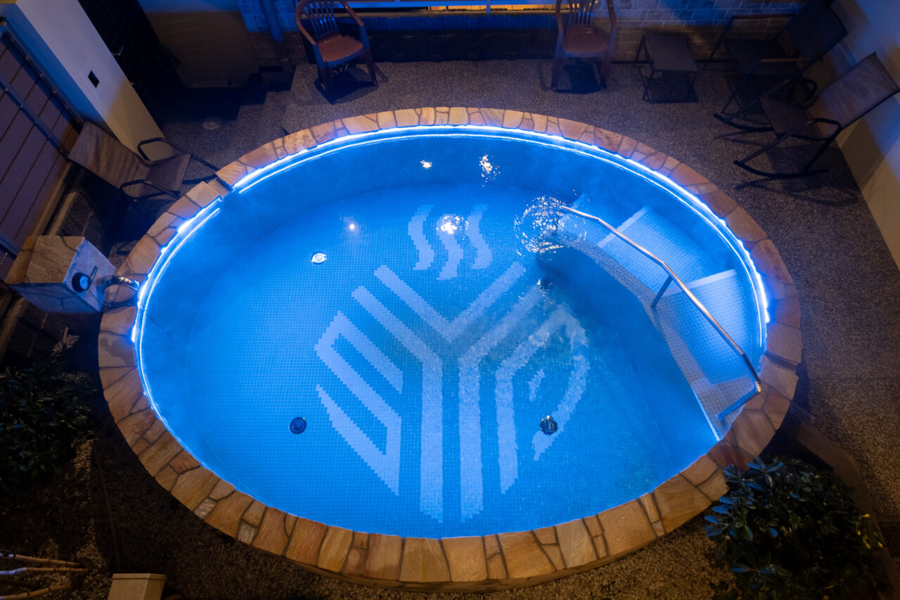 WELNESS GARDEN プール