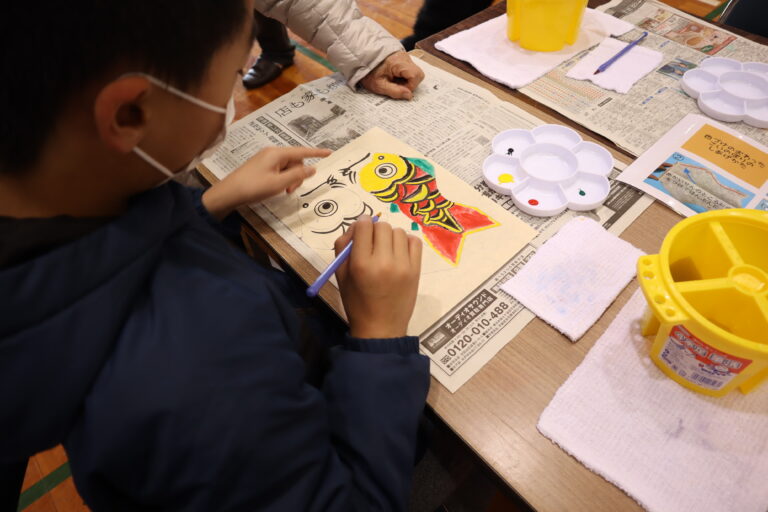 手がきこいのぼり作り