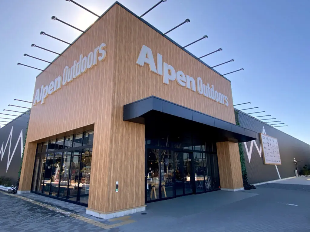 アルペンアウトドアーズ店舗