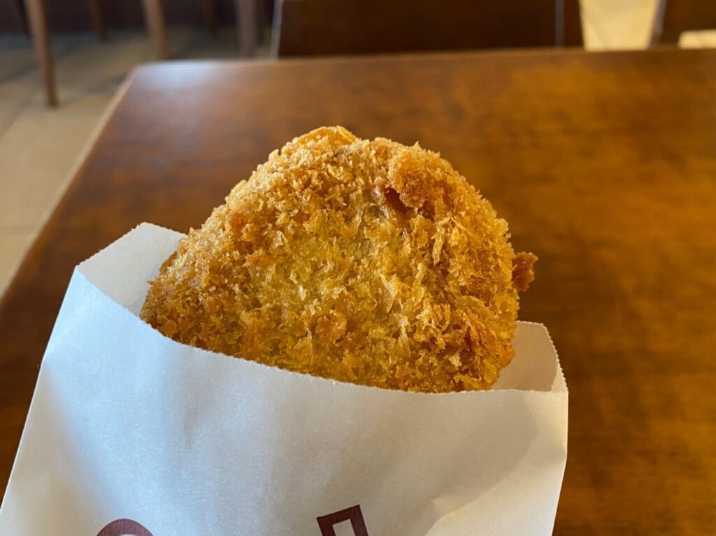 美彩屋のさといもコロッケ