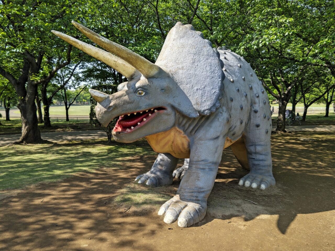 トリケラトプス