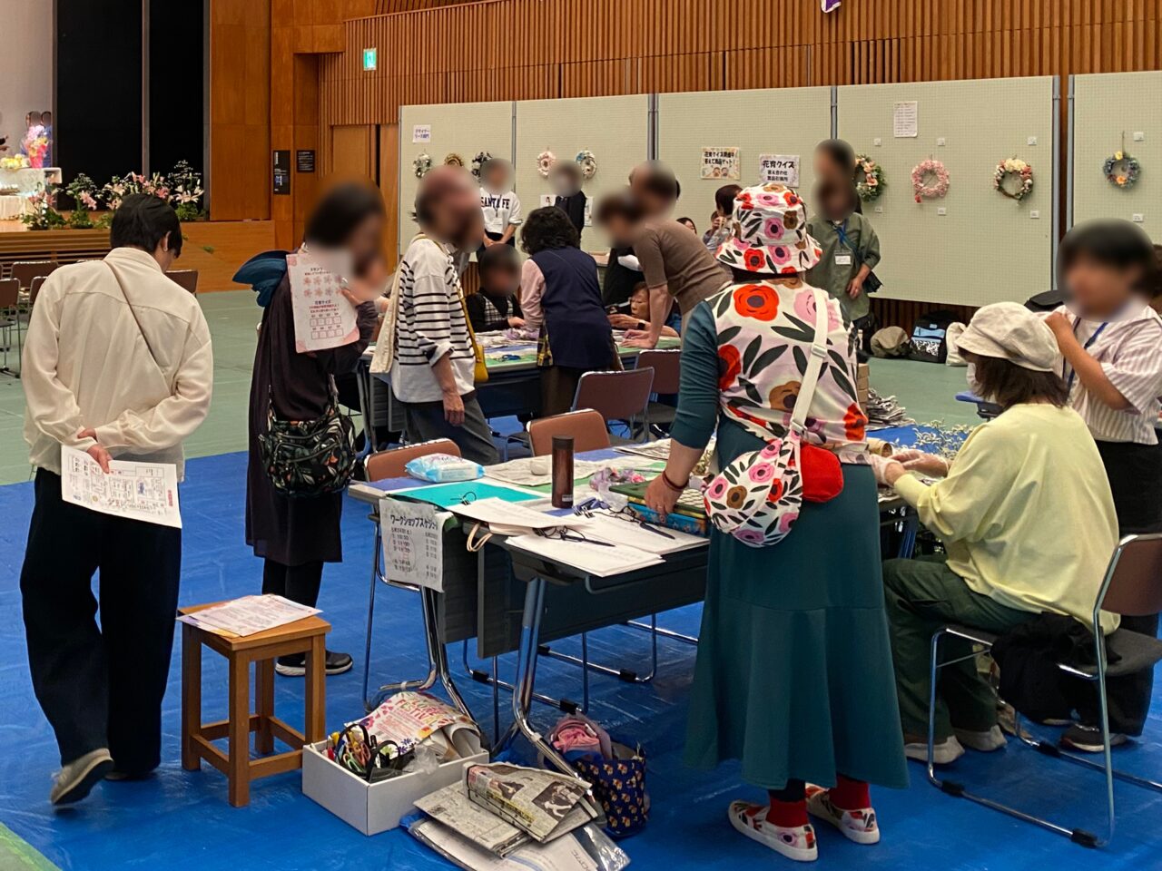 かぞフラワーフェスティバル2025の会場風景
