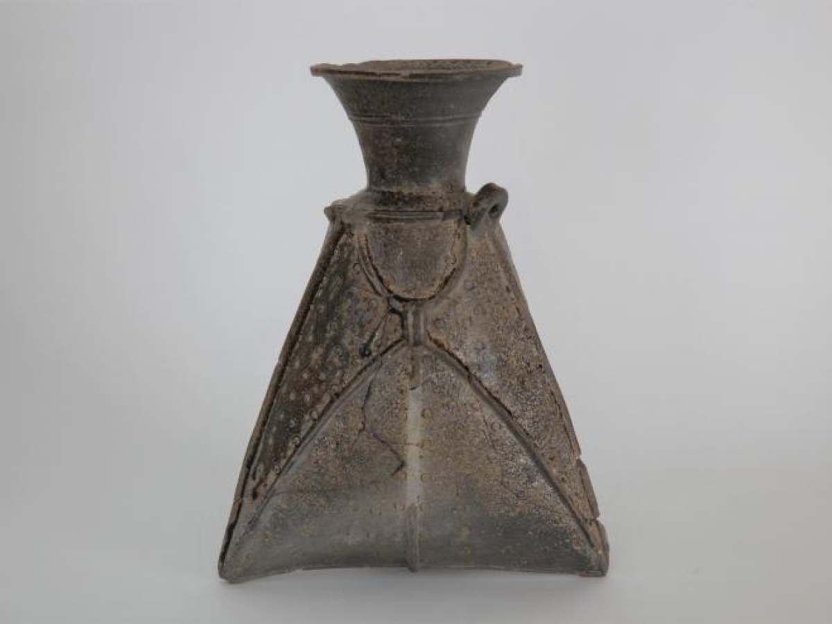 桑山南4号墳の皮袋形須恵器
