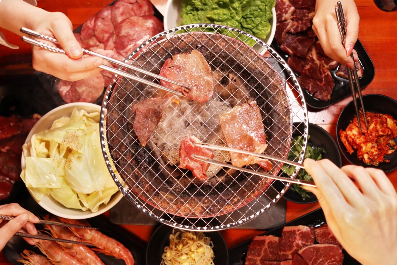 皆で食べる焼肉