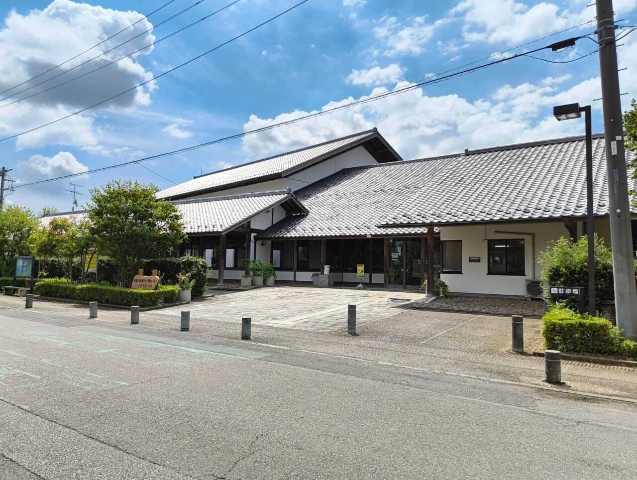 アスタホール全景