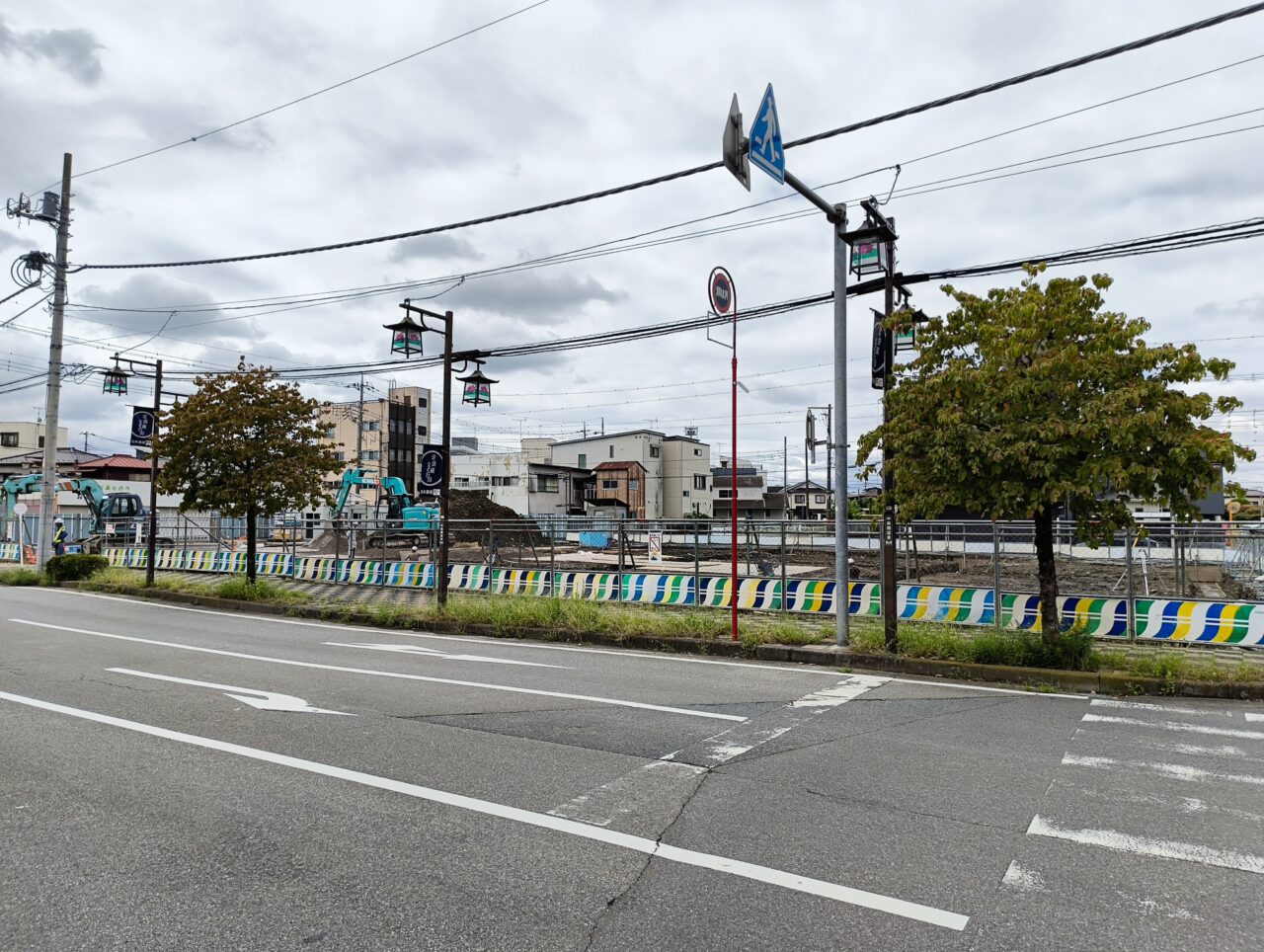 ドラッグストアセキ行田市店の建設工事現場