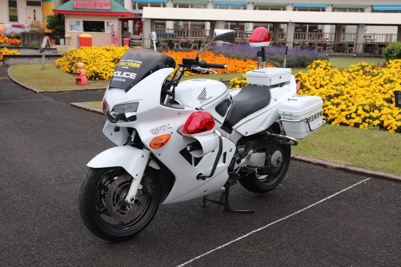 白バイの乗車体験や写真撮影